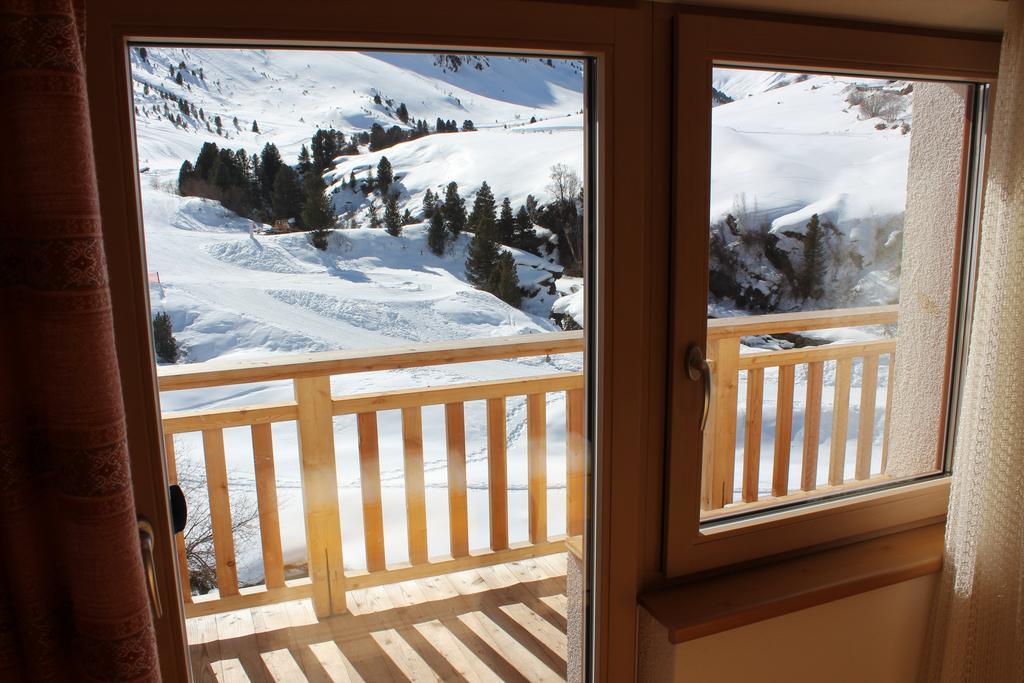 Haus Soldanella Appartement Vent Kamer foto