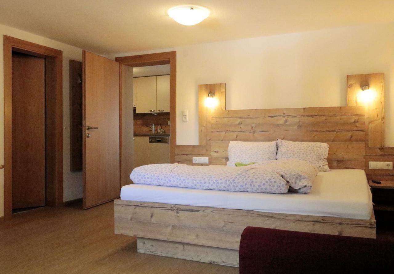 Haus Soldanella Appartement Vent Buitenkant foto