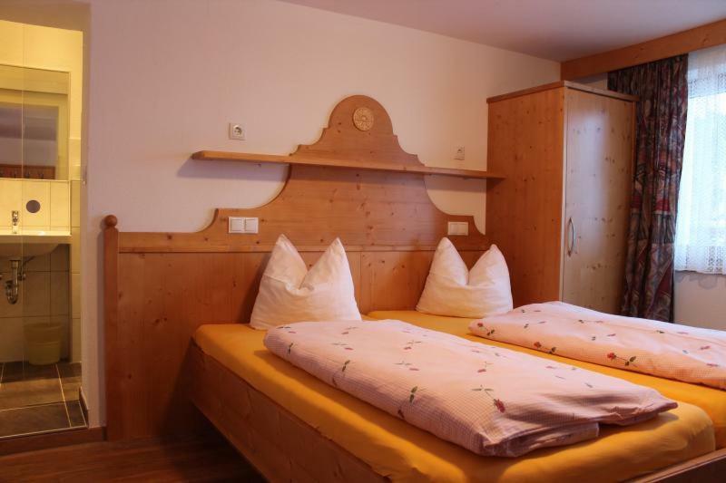 Haus Soldanella Appartement Vent Buitenkant foto