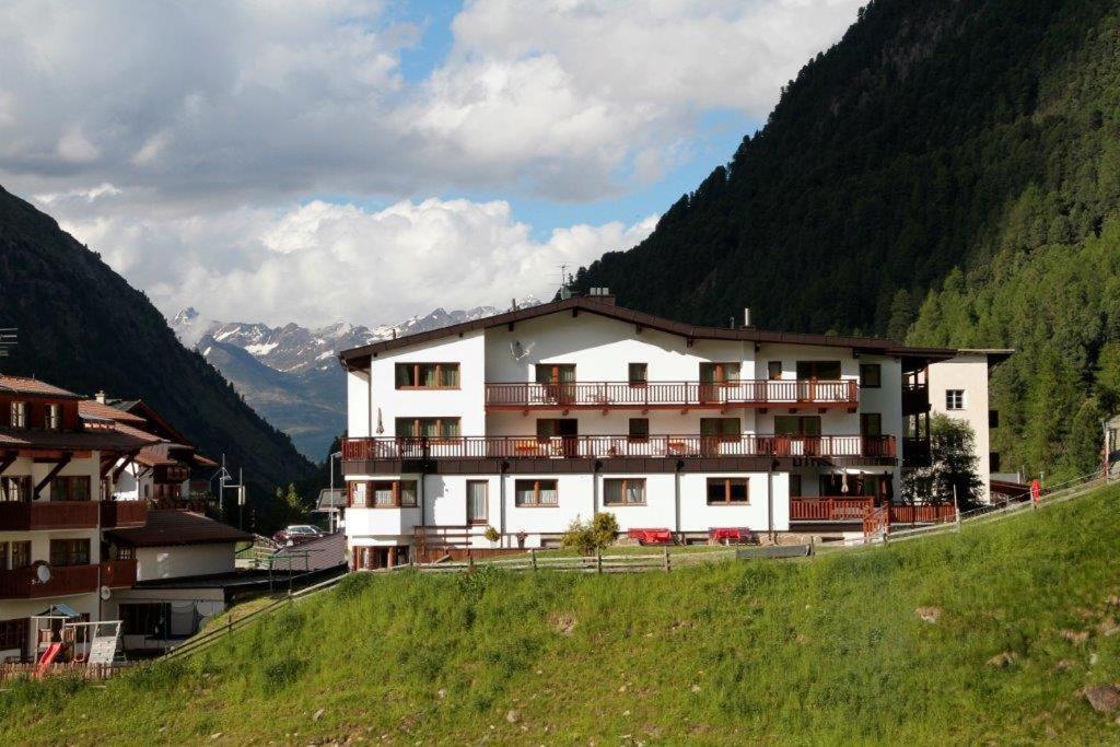 Haus Soldanella Appartement Vent Buitenkant foto